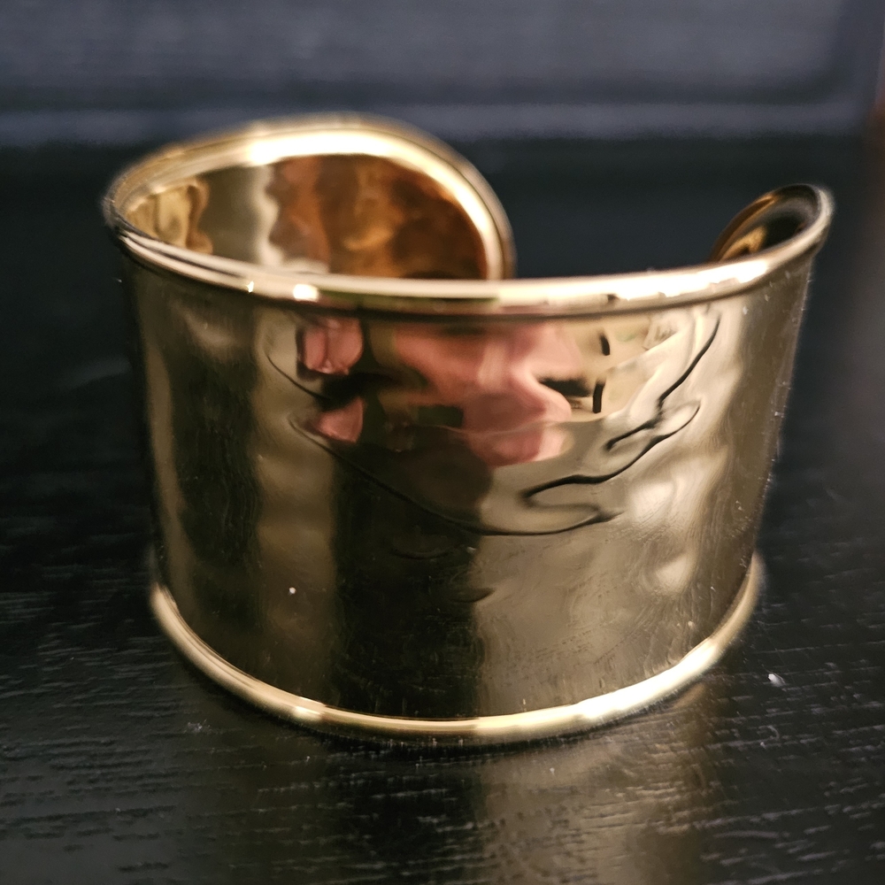 18K Gold PVD Stainless Steel Bangle